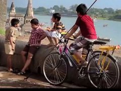 Elizabeth Ekadashi Marathi Review Elizabeth ekadashi , elizabeth ekadashi marathi movie review, film cinema, review, critic rating, stars, paresh mokashi, cast, child actors. elizabeth ekadashi marathi review